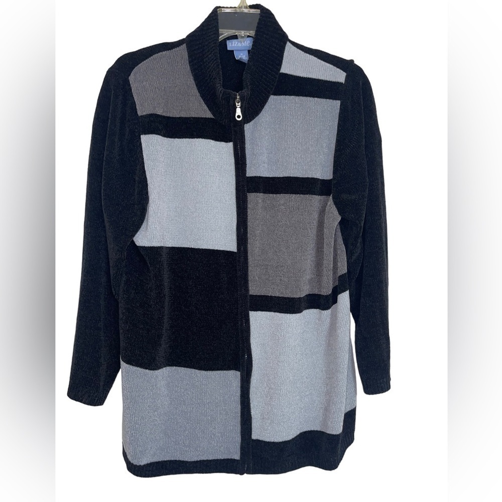 Liz & Me color block full zip, velour jacket/top. Size 18/20 GUC